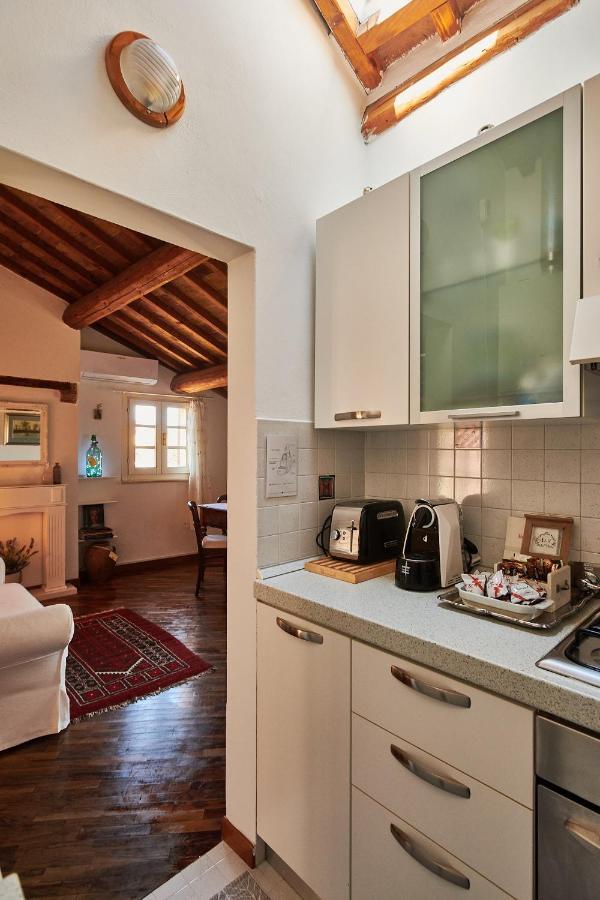 Central- Views - Air Conditioning - Easy Parking -Self Check In Perugia Luaran gambar