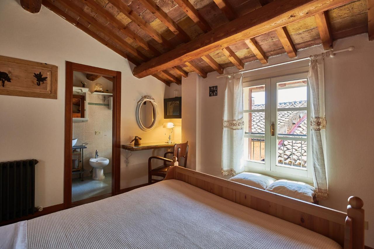 Central- Views - Air Conditioning - Easy Parking -Self Check In Perugia Luaran gambar